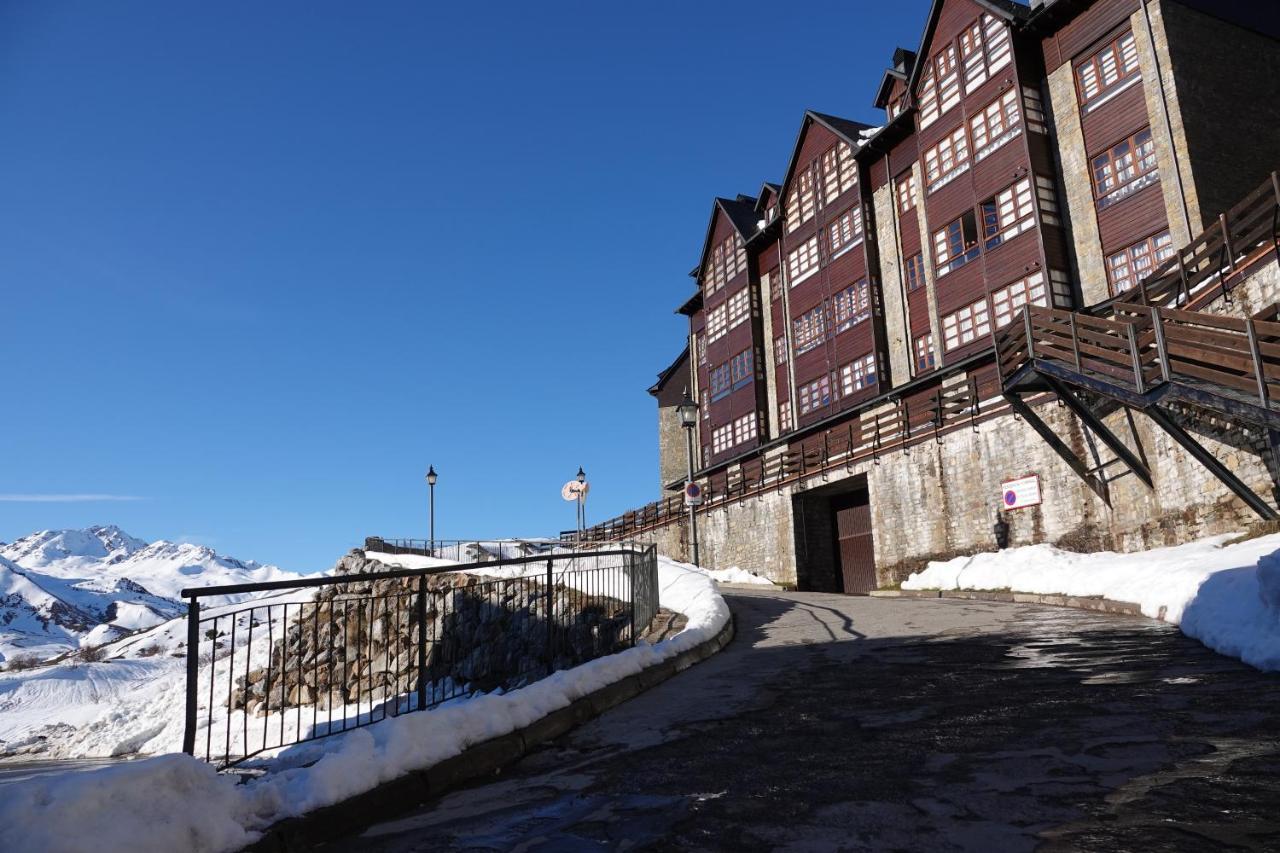 Stone Garaje Cubierto Y Trastero Pirineos360 Formigal Exterior foto